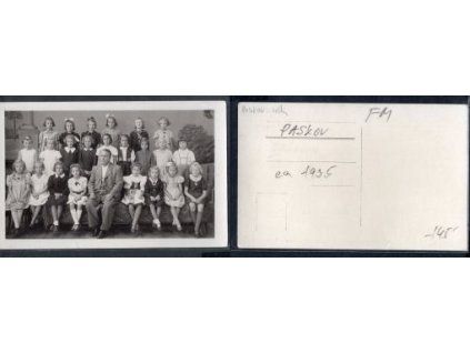 PASKOV. Třídní fotografie. cca 1935.