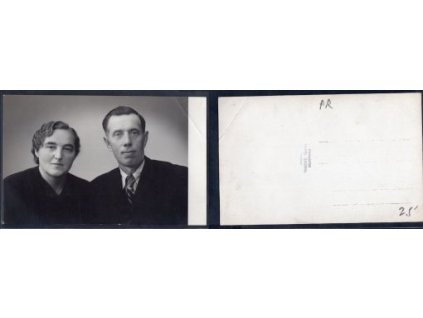 HRANICE. Rodinná fotografie.