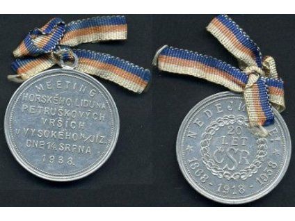 VYSOKÉ nad Jizerou. Meeting horského lidu na Petruškových vrších. 1938. 20 let ČSR. Nedejme se!