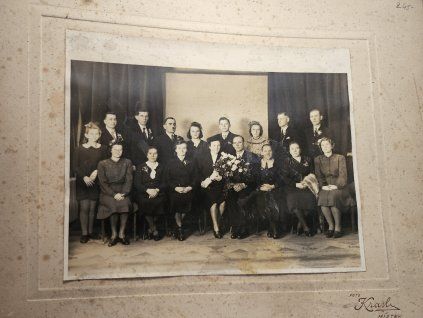 Svatební fotografie. Foto Krasl, Místek.