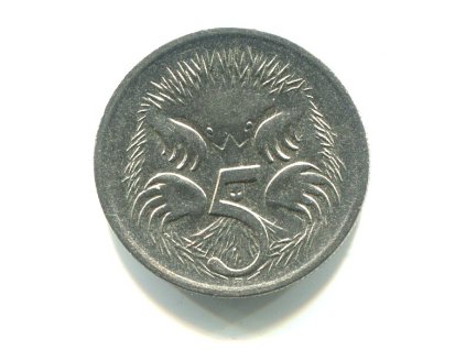 AD779