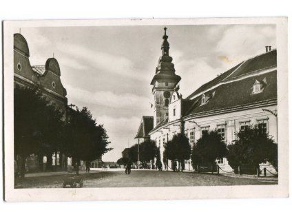 das781