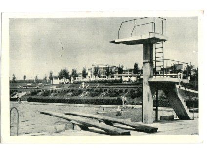 das695