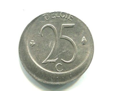 W452