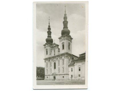 vvv027