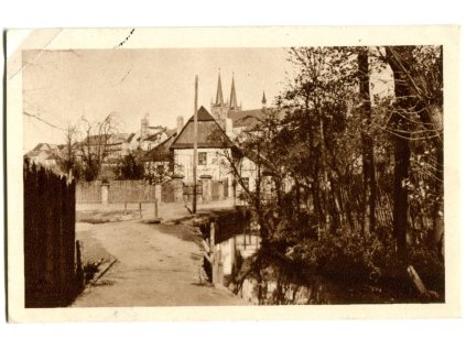 je096